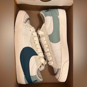 Blazer low 77’ jumbo, brand new still in box! Originally 100-110$